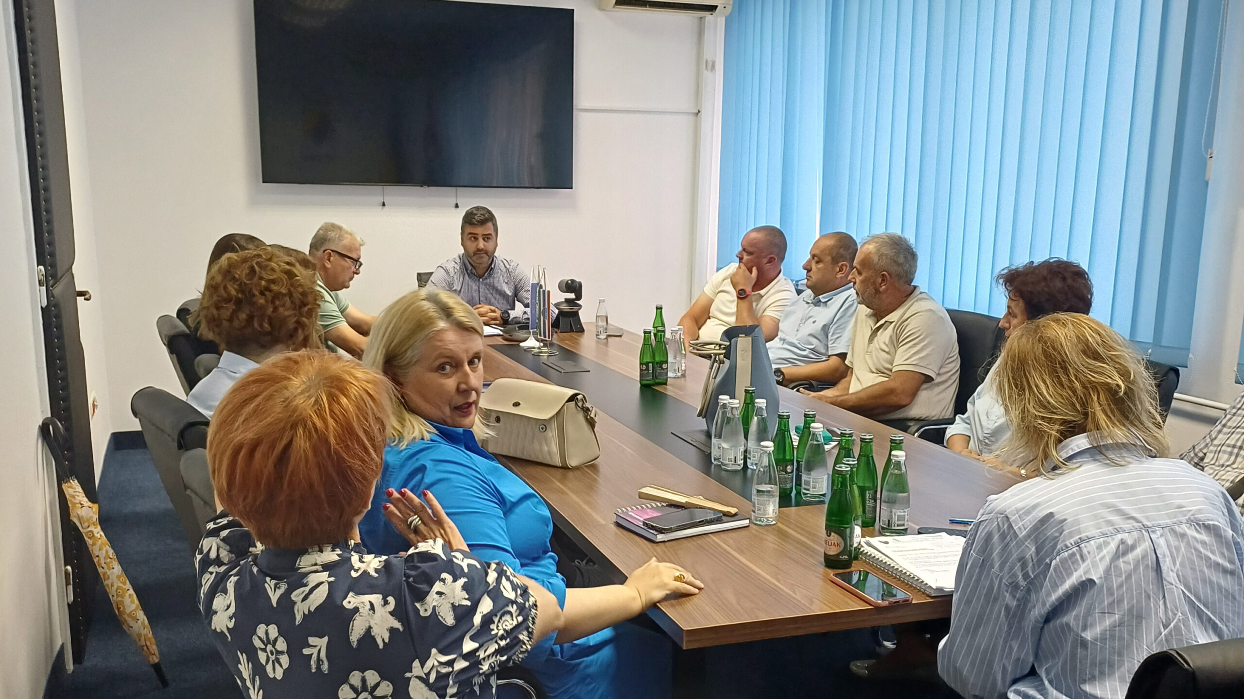 RADNO-KONZULTATIVNI SASTANAK S TRŽIŠNIM I TURISTIČKO-UGOSTITELJSKIM INSPEKTORIMA JEDINICA LOKALNE SAMOUPRAVE.